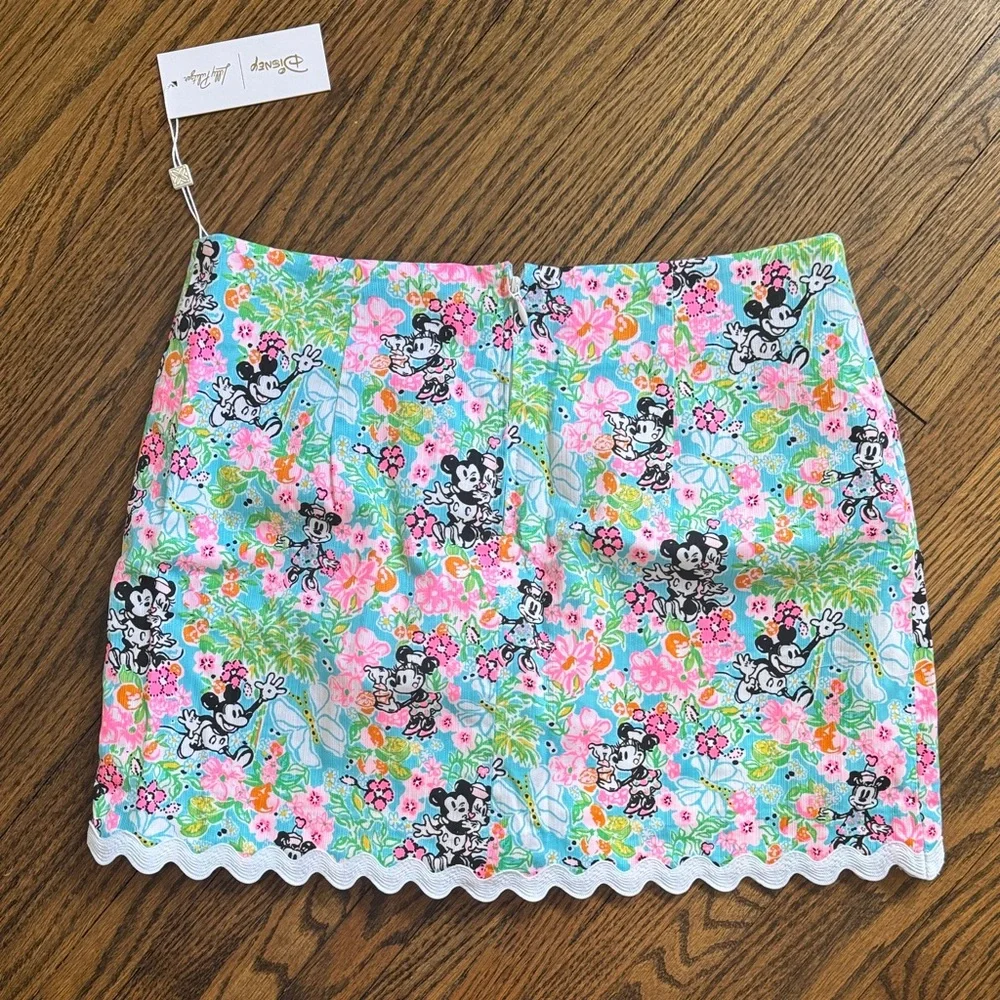 Lilly Pulitzer Aqua Floral Mickey Print Scalloped Hem Skort! NEW WITH TAGS! - Picture 2 of 8